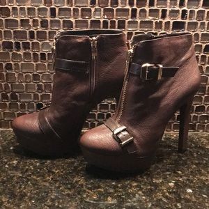 BCBG Generation platform booties